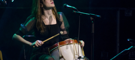BARCELONA, ESPAÑA – FEBRERO 28: Maria Rodés en concierto en la Sala Apolo como parte del Festival Millenni el 28 de febrero de 2020 en Barcelona, España. (Foto por Fernando Pérez)