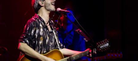 BARCELONA, ESPAÑA – FEBRERO 21: Xoel López como parte de Guitar BCN 20 cierra su gira de conciertos en la Sala Apolo el 21 de febrero de 2020 en Barcelona, España. (Foto por Fernando Pérez)