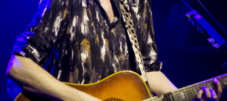 BARCELONA, ESPAÑA – FEBRERO 21: Xoel López como parte de Guitar BCN 20 cierra su gira de conciertos en la Sala Apolo el 21 de febrero de 2020 en Barcelona, España. (Foto por Fernando Pérez)