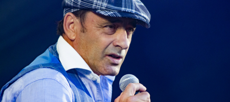 BARCELONA, ESPAÑA – JULIO 8: Zenet en concierto desde El Parc del Forum como parte de las Nits del Forum el 8 de julio de 2020 en Barcelona, España. (Foto por Fernando Pérez)