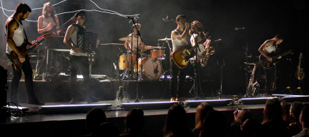 BARCELONA, ESPAÑA – ABRIL 28. La Maravillosa Orquesta del Alcohol (La MODA) en concierto (primer pase 18 hrs) como parte de Guitar BCN en la Barts el 28 de abril de 2021 en Barcelona, España. (Foto por Fernando Pérez) La M.O.D.A. Guitar BCN