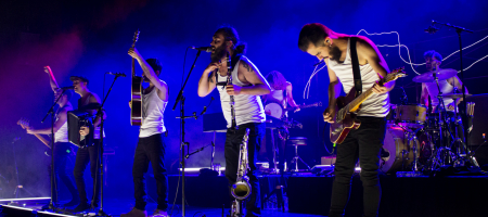 BARCELONA, ESPAÑA – ABRIL 28. La Maravillosa Orquesta del Alcohol (La MODA) en concierto (primer pase 18 hrs) como parte de Guitar BCN en la Barts el 28 de abril de 2021 en Barcelona, España. (Foto por Fernando Pérez) La M.O.D.A. Guitar BCN