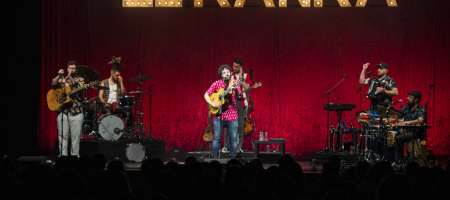 BARCELONA, ESPAÑA – MAYO 29. El Kanka en concierto (1er pase) como parte del Guitar BCN en la Barts el 29 de mayo de 2021 en Barcelona, España. (Foto por Fernando Pérez) El Kanka Barts