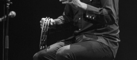 BARCELONA, ESPAÑA – MAYO 20. Carlos Tarque de M-Clan en el primer pase de la banda como parte del Guitar BCN en la Barts el 20 mayo de 2021 en Barcelona, España. (Foto por Fernando Pérez) M-Clan Barcelona