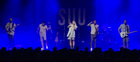 BARCELONA, ESPAÑA – MAYO 7. Suu en concierto como parte del Guitar BCN en la Barts el 7 de mayo de 2021 en Barcelona, España. (Foto por Fernando Pérez) Suu Barts