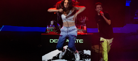 BARCELONA, ESPAÑA – JUNIO 6. Delaporte (Sandra Delaporte, Sergio Salvi) en concierto en la Sala Apolo el 6 de junio de 2021 en Barcelona, España. (Foto por Fernando Pérez)