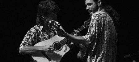 BARCELONA, ESPAÑA – MAYO 30. Pedro Pastor y Alvaro Navarro en concierto en el Teatro Borrás el 30 de mayo de 2021 en Barcelona, España. (Foto por Fernando Pérez)