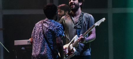 BARCELONA, ESPAÑA – JUNIO 17. Jess Fabric y Rafa Val de Viva Suecia durante el concierto en el escenario principal del Festival Jardins de Pedralbes en los jardines del Palacio de Pedralbes el 17 de junio de 2021 en Barcelona, España. (Foto por Fernando Pérez) Viva Suecia Pedralbes