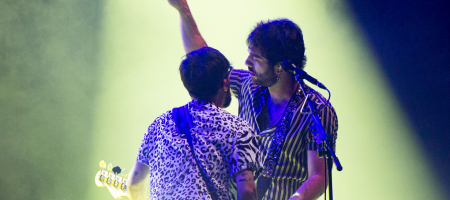 BARCELONA, ESPAÑA – JUNIO 17. Jess Fabric y Rafa Val de Viva Suecia durante el concierto en el escenario principal del Festival Jardins de Pedralbes en los jardines del Palacio de Pedralbes el 17 de junio de 2021 en Barcelona, España. (Foto por Fernando Pérez) Viva Suecia Pedralbes