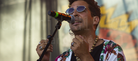 BARCELONA, ESPAÑA – JULIO 10. Muerdo en concierto en el Escenario Estrella Damm del Festival Cruïlla 2021 el 10 de julio de 2021 en Barcelona, España. (Foto por Fernando Pérez)