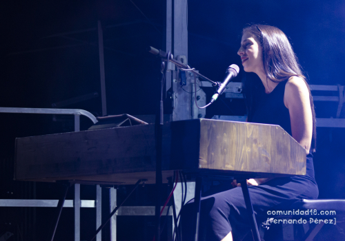 BARCELONA, ESPAÑA – SEPTIEMBRE 24. Gemma Humet en concierto en el Escenario Jardins del Doctor Pla i Armengol como parte de la Fiesta de la Mercè el 24 de septiembre de 2021 en Barcelona, España. (Foto por Fernando Pérez)