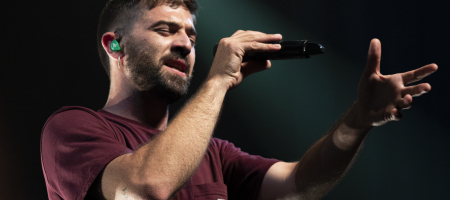 BARCELONA, ESPAÑA – SEPTIEMBRE 9. Albert (Voz) de Itaca Band en concierto como parte del Festival Grec en la Sala Barts el 9 de septiembre de 2021 en Barcelona, España. (Foto por Fernando Pérez) Itaca Band Barts