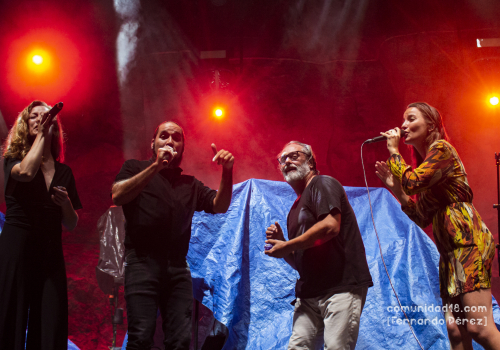 BARCELONA, ESPAÑA – SEPTIEMBRE 25. Judit Neddermann en concierto como parte de la Fiesta de la Mercè el 25 de septiembre de 2021 en Barcelona, España. (Foto por Fernando Pérez) La Mercè