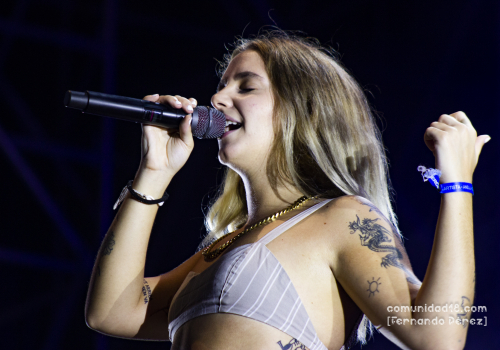 BARCELONA, ESPAÑA – SEPTIEMBRE 26. Suu en concierto organizado por la emisora de radio RAC 105 como parte de la Fiesta de la Mercè el 26 de septiembre de 2021 en Barcelona, España. (Foto por Fernando Pérez)