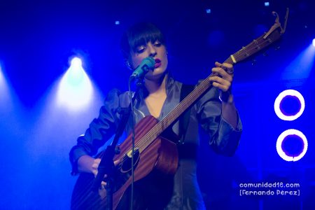 BARCELONA, ESPAÑA – NOVIEMBRE 12: Chica sobresalto (Maialen Gurbindo) en concierto como parte del Cruïlla de Tardor en la Apolo 2 el 12 de noviembre de 2021 en Barcelona, España. (Foto por Fernando Pérez)