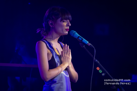 BARCELONA, ESPAÑA – NOVIEMBRE 12: Chica sobresalto (Maialen Gurbindo) en concierto como parte del Cruïlla de Tardor en la Apolo 2 el 12 de noviembre de 2021 en Barcelona, España. (Foto por Fernando Pérez)