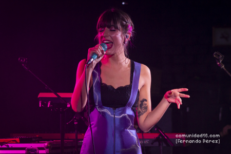 BARCELONA, ESPAÑA – NOVIEMBRE 12: Chica sobresalto (Maialen Gurbindo) en concierto como parte del Cruïlla de Tardor en la Apolo 2 el 12 de noviembre de 2021 en Barcelona, España. (Foto por Fernando Pérez) Chica sobresalto Cruïlla de Tardor