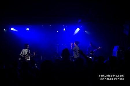 BARCELONA, ESPAÑA – NOVIEMBRE 19: Vic Mirallas en concierto como parte del Barcelona Jazz Festival en la Apolo 2 el 19 de noviembre de 2021 en Barcelona, España. (Foto por Fernando Pérez)