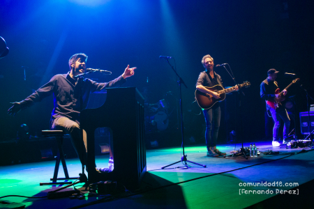 BARCELONA, ESPAÑA – DICIEMBRE 10: Els amics de les arts en concierto en la Barts el 10 de diciembre de 2021 en Barcelona, España. (Foto por Fernando Pérez) Els amics de les arts fin de gira