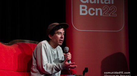 BARCELONA, ESPAÑA – DICIEMBRE 16: Ferran Palau durante la presentación del Guitar BCN 2022 en Barts Club el 16 de diciembre de 2021 en Barcelona, España. (Foto por Fernando Pérez)