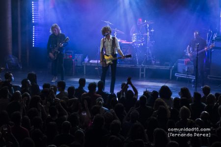 BARCELONA, ESPAÑA – DICIEMBRE 17: Ovidi Tormo (Voz y guitarra) de Los Zigarros durante el concierto en la Sala Apolo el 17 de diciembre de 2021 en Barcelona, España. (Foto por Fernando Pérez) Los Zigarros Barcelona