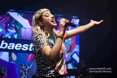 BARCELONA, ESPAÑA – DICIEMBRE 3: Gemma Polo (Voz) de Roba Estesa en concierto en la Sala Apolo el 3 de diciembre de 2021 en Barcelona, España. (Foto por Fernando Pérez) Huntza Roba Estesa Barcelona
