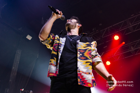 BARCELONA, ESPAÑA – FEBRERO 13. Arnau Blanch (Voz) de Arnau Griso durante su primer concierto en la Sala Razzmatazz el 13 de febrero de 2022 en Barcelona, España. (Foto por Fernando Pérez)