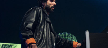 BARCELONA, ESPAÑA – FEBRERO 26. Sergio Salvi de Delaporte en concierto como parte del Cruïlla de primavera en la Razzmatazz el 26 de febrero de 2022 en Barcelona, España. (Foto por Fernando Pérez) Delaporte Razzmatazz