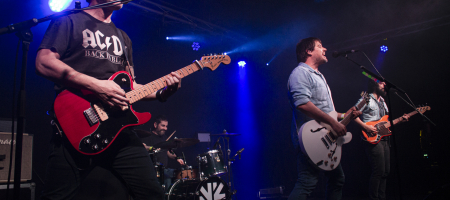 BARCELONA, ESPAÑA – MARZO 10. Despistaos en concierto en La Nau el 10 de marzo de 2022 en Barcelona, España. (Foto por Fernando Pérez) Despistaos Barcelona