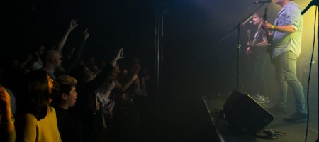 BARCELONA, ESPAÑA – MARZO 10. Despistaos en concierto en La Nau el 10 de marzo de 2022 en Barcelona, España. (Foto por Fernando Pérez) Despistaos Barcelona