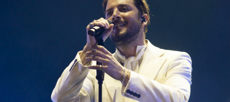 BARCELONA, ESPAÑA – MARZO 12. Manuel Carrasco en concierto como parte de su Gira La Cruz del Mapa en el Palau Sant Jordi el 12 de marzo de 2022 en Barcelona, España. (Foto por Fernando Pérez) Manuel Carrasco Barcelona