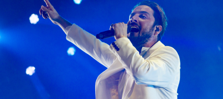 BARCELONA, ESPAÑA – MARZO 12. Manuel Carrasco en concierto como parte de su Gira La Cruz del Mapa en el Palau Sant Jordi el 12 de marzo de 2022 en Barcelona, España. (Foto por Fernando Pérez) Manuel Carrasco Barcelona