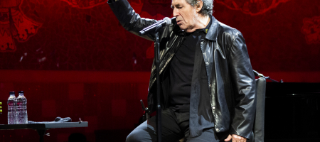 BARCELONA, ESPAÑA – MAYO 4. Miguel Ríos durante el concierto de Miguel Ríos & The Black Betty Trio en el Palau de la música catalana como parte del Guitar BCN el 4 de mayo de 2022 en Barcelona, España. (Foto por Fernando Pérez) Miguel Ríos The Black Betty Trio