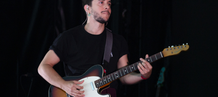 BARCELONA, ESPAÑA – MAYO 28. Ainda abriendo el concierto de Leiva como parte del Cruïlla XXS en Poble Espanyol el 28 de mayo de 2022 en Barcelona, España. (Foto por Fernando Pérez)