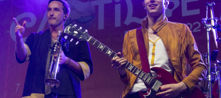 BARCELONA, ESPAÑA – JULIO 21. La Pegatina en concierto como parte del Clotilde Fest en los Jardines del Palau Robert el 21 de julio de 2022 en Barcelona, España. (Foto por Fernando Pérez)