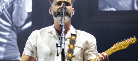 BARCELONA, ESPAÑA – OCTUBRE 8. IZAL en su último concierto en el Palau Sant Jordi el 8 de octubre de 2022 en Barcelona, España. (Foto por Fernando Pérez)