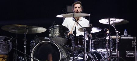 BARCELONA, ESPAÑA – OCTUBRE 8. IZAL en su último concierto en el Palau Sant Jordi el 8 de octubre de 2022 en Barcelona, España. (Foto por Fernando Pérez) Último baile IZAL